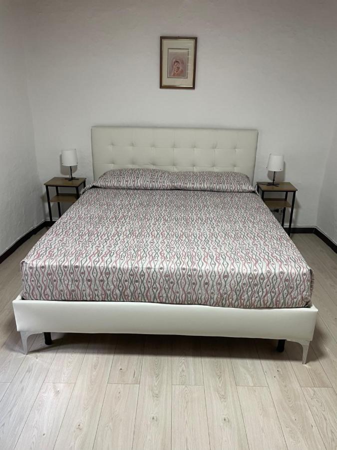 Ca Rosina Casavacanze Brusimpiano Bagian luar foto