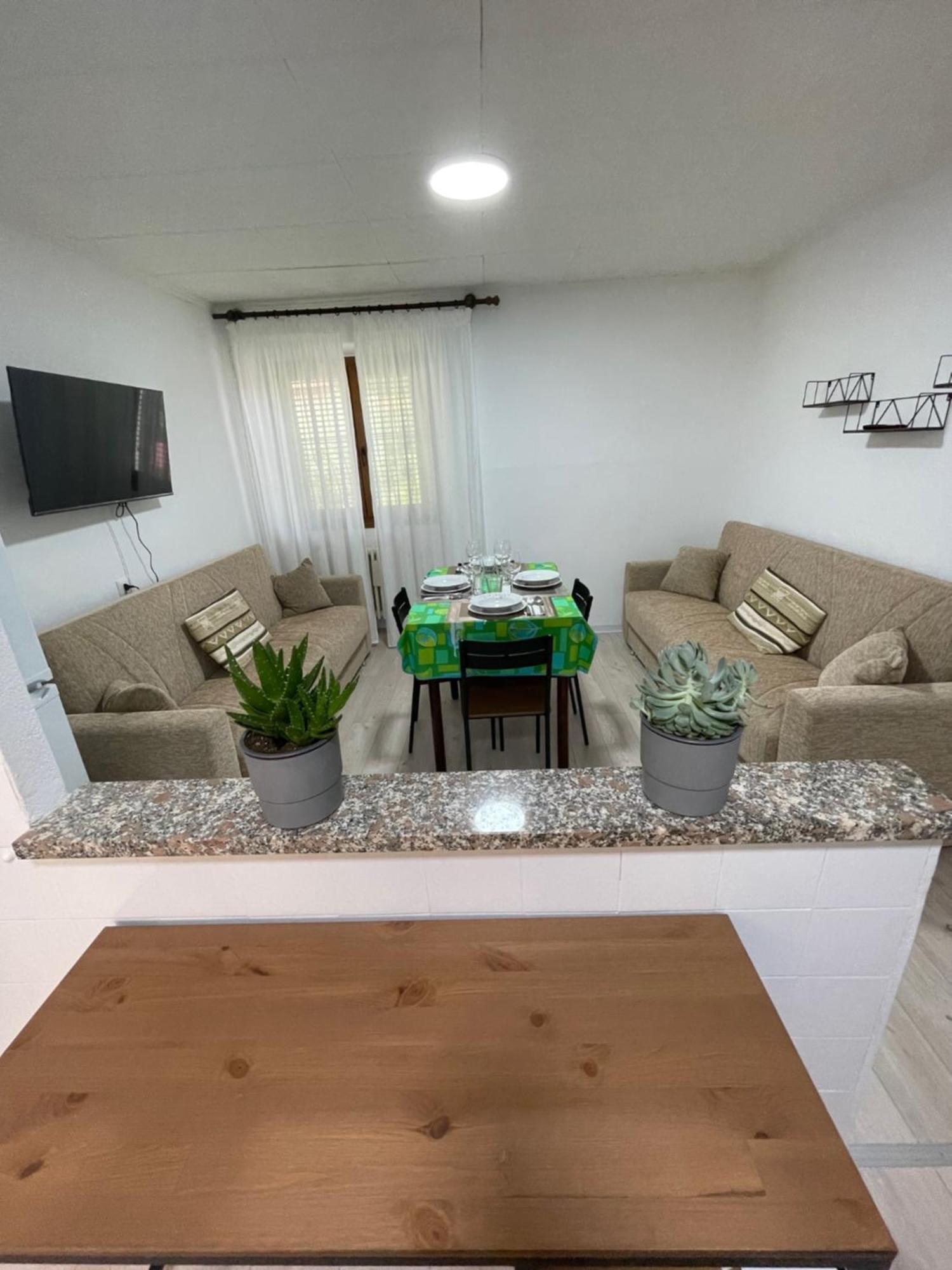 Ca Rosina Casavacanze Brusimpiano Bagian luar foto