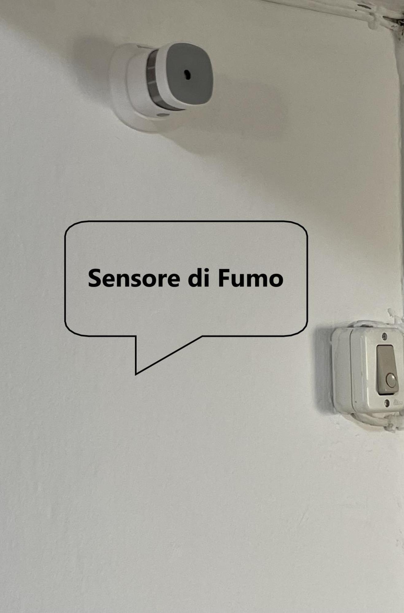 Ca Rosina Casavacanze Brusimpiano Bagian luar foto