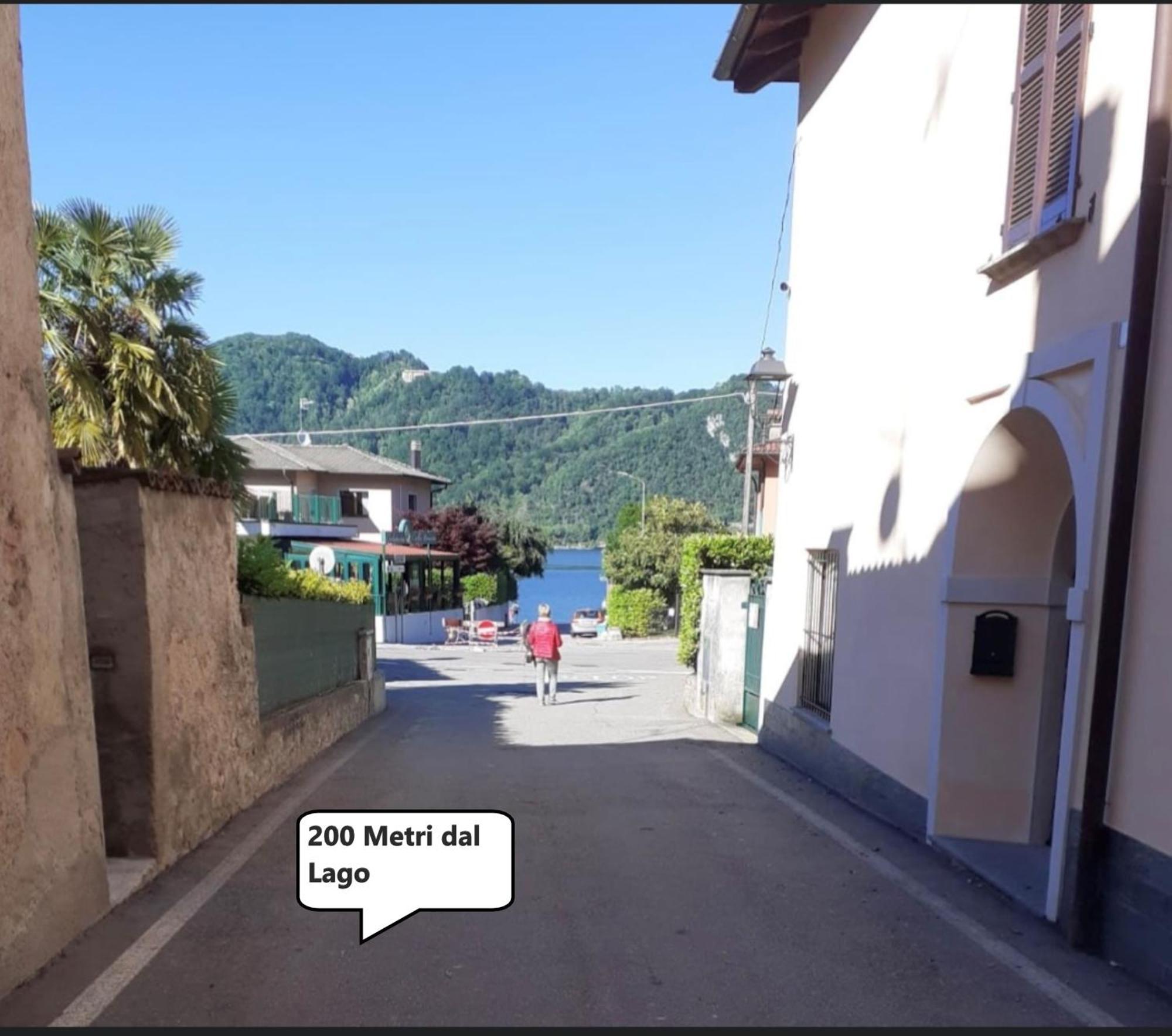 Ca Rosina Casavacanze Brusimpiano Bagian luar foto